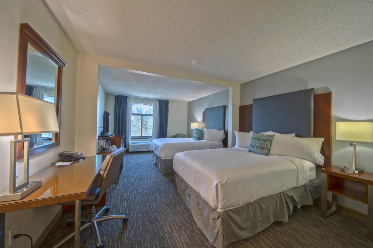 วินเกท บาย วินด์แฮม ราวด์ร็อก โฮเต็ล แอนด์ คอนเฟอเรนซ์ เซ็นเตอร์ Hotel ภายนอก รูปภาพ